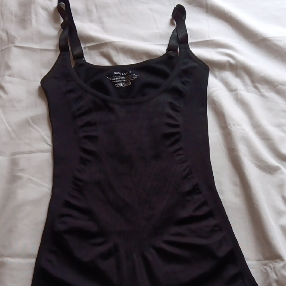 Elegant Black Sleeveless Dress